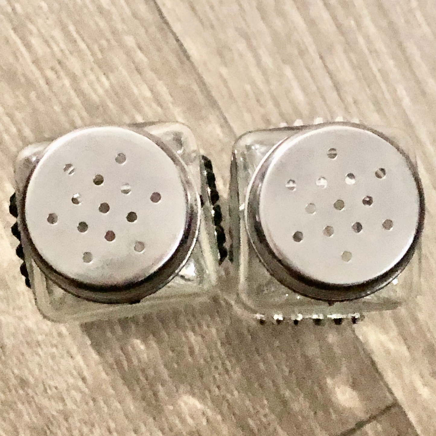 Salt and pepper shakers with flatback rhinestones