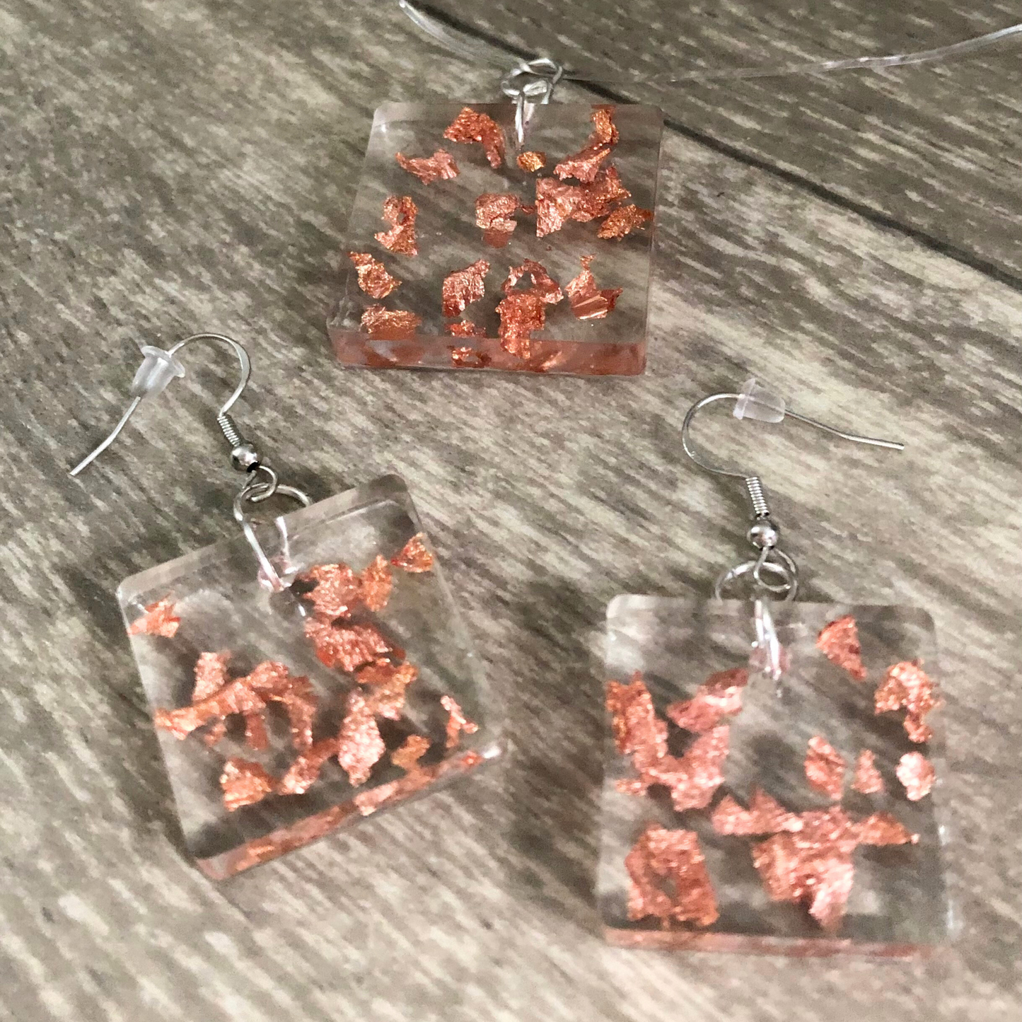 Rose gold necklace made with uv resin jewelry set