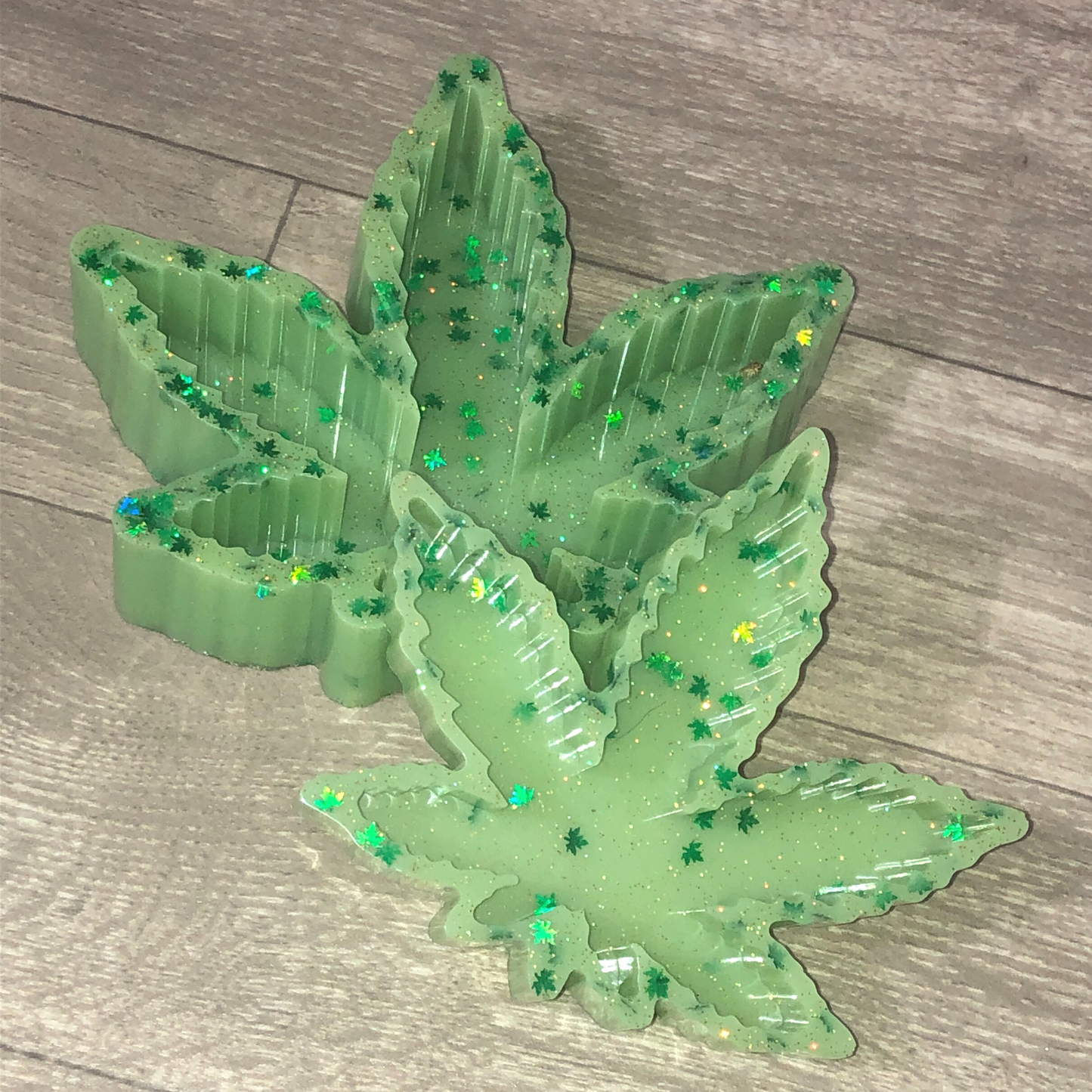 Handmade 2 piece leaf ashtray set with chunky green leaf glitter