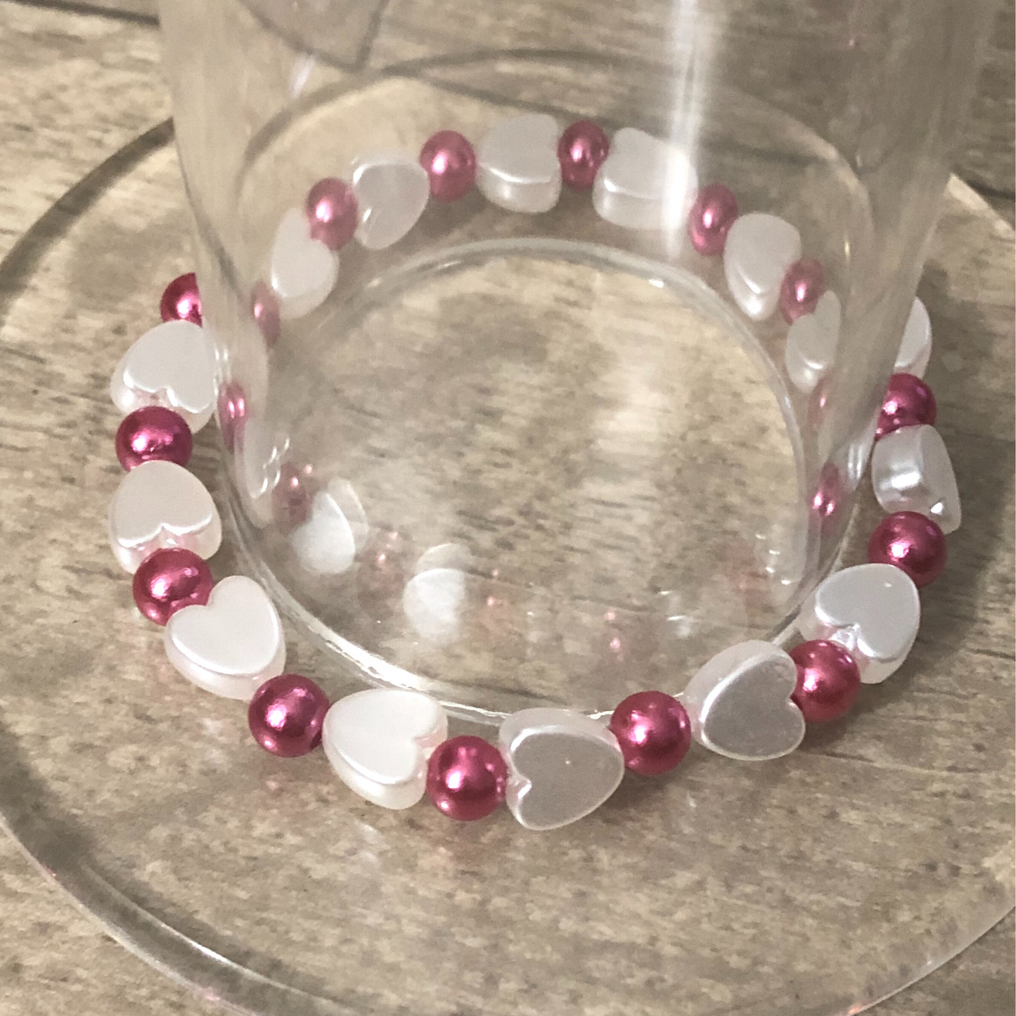 Faux pearl heart beaded stretch bracelet with pink beads